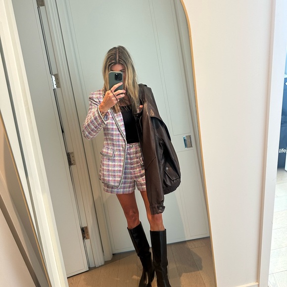 Veronica Beard patterned Jacket with Plaid Shorts - Picture 3 of 7